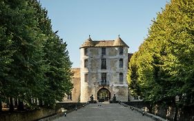 Château De Villiers-Le-Mahieu